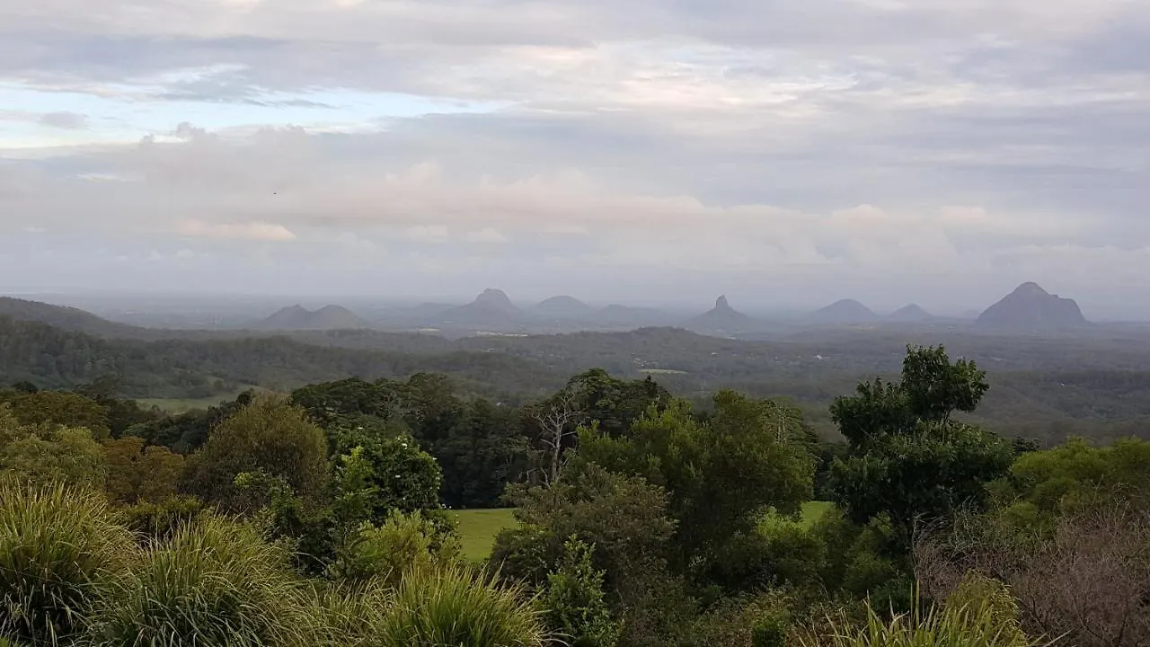 My Sanctuary In Maleny Bed & Breakfast Australia